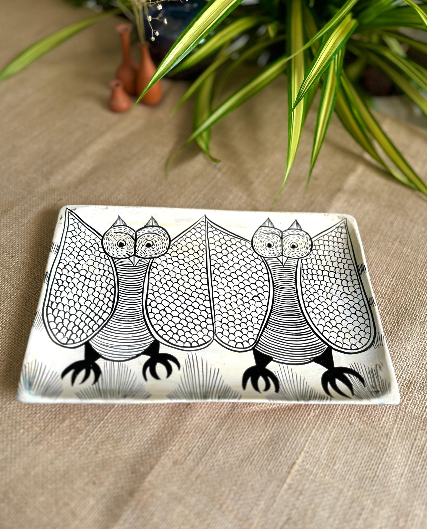 Classic Owl Art square tray